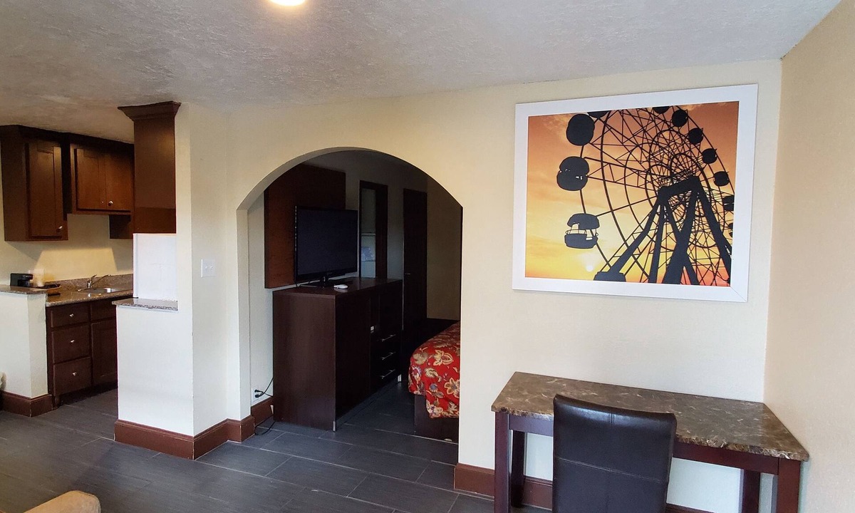South Central Houston Hotel | MorningSide Inn