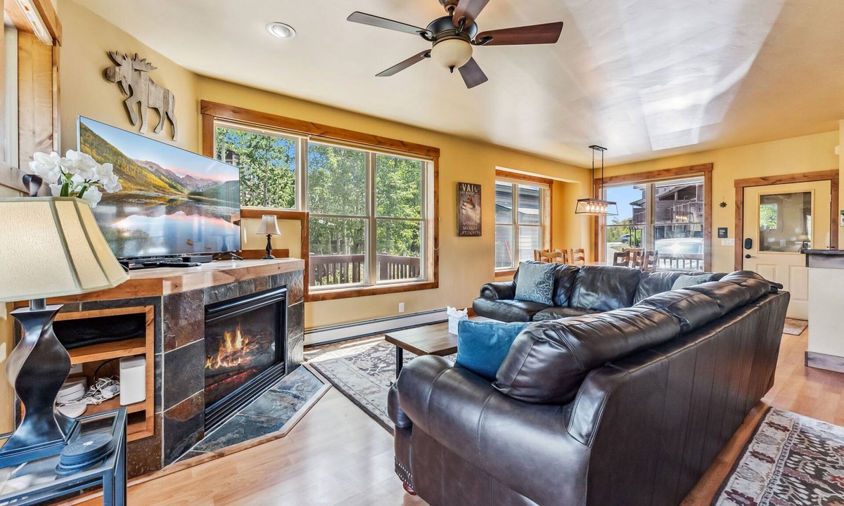 Wildernest House | Mountain Escape w/Hot Tub, Near Ski Resorts & I-70
