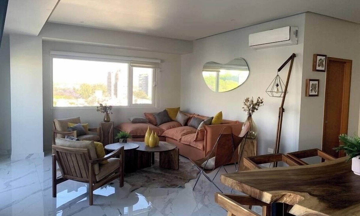 Providencia Condo | Mr W | 3BR Central Location Apartment