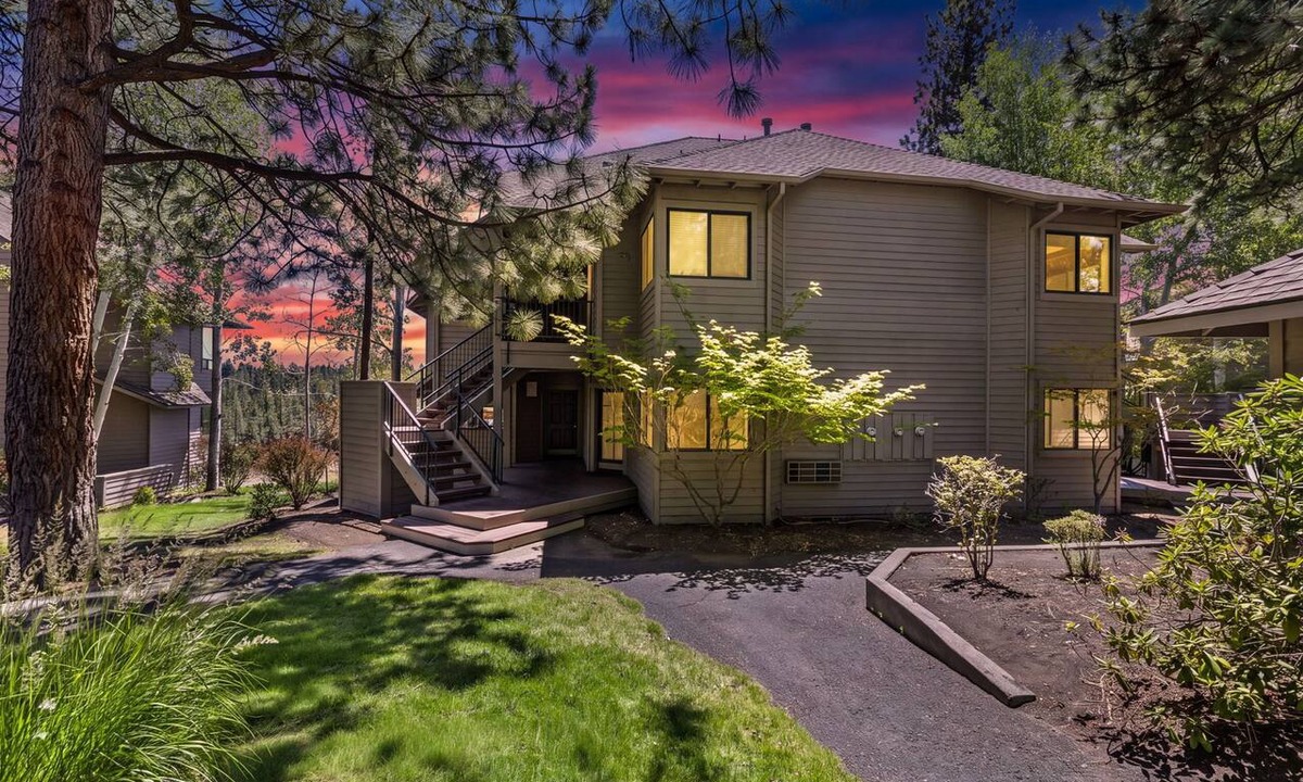 Century West Condo | Mt Bachelor Village 332 | Unit B | Private Suite