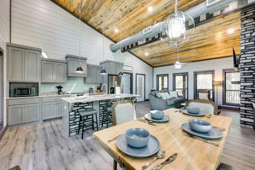 Hochatown House | Near New Casino: Broken Bow Cabin w/Hot Tub