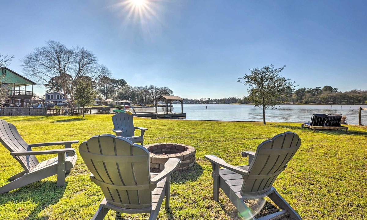 Willis Cabin | New-Build Waterfront Cabin, Lake Conroe