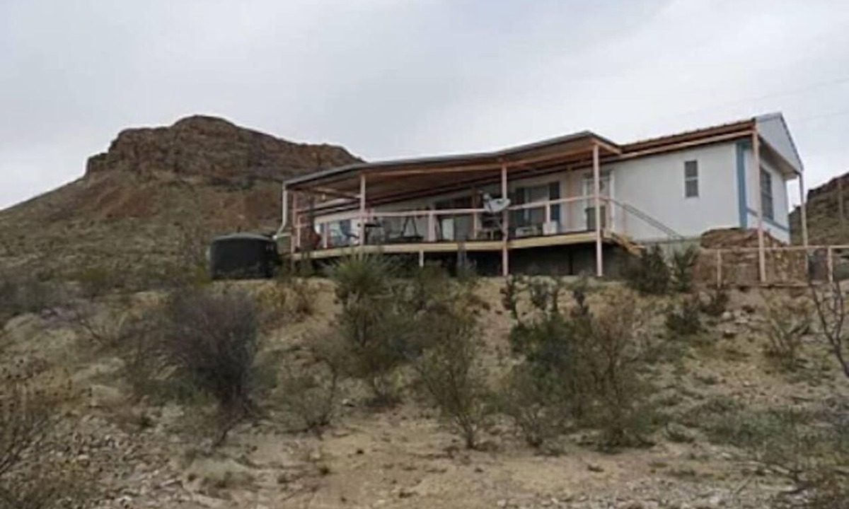 Alpine House | No Stock Ranch: Secluded Home w/Large Porch
