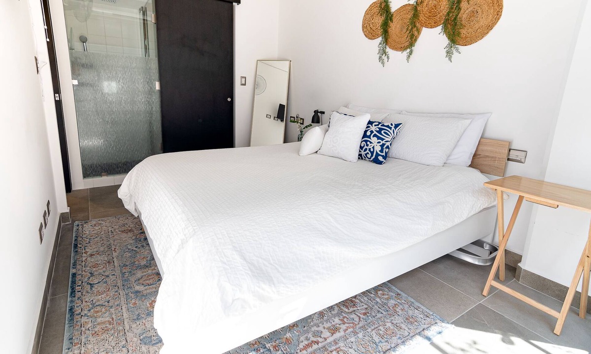 Zona 16 Apartment | NUEVO Apartamento Completo con Patio - Cayala