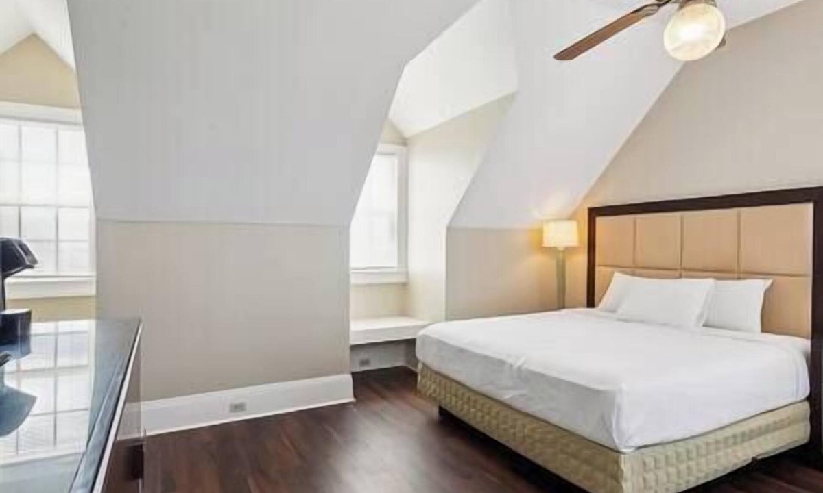 Lafitte Bed & Breakfast | Oak Cottage R304