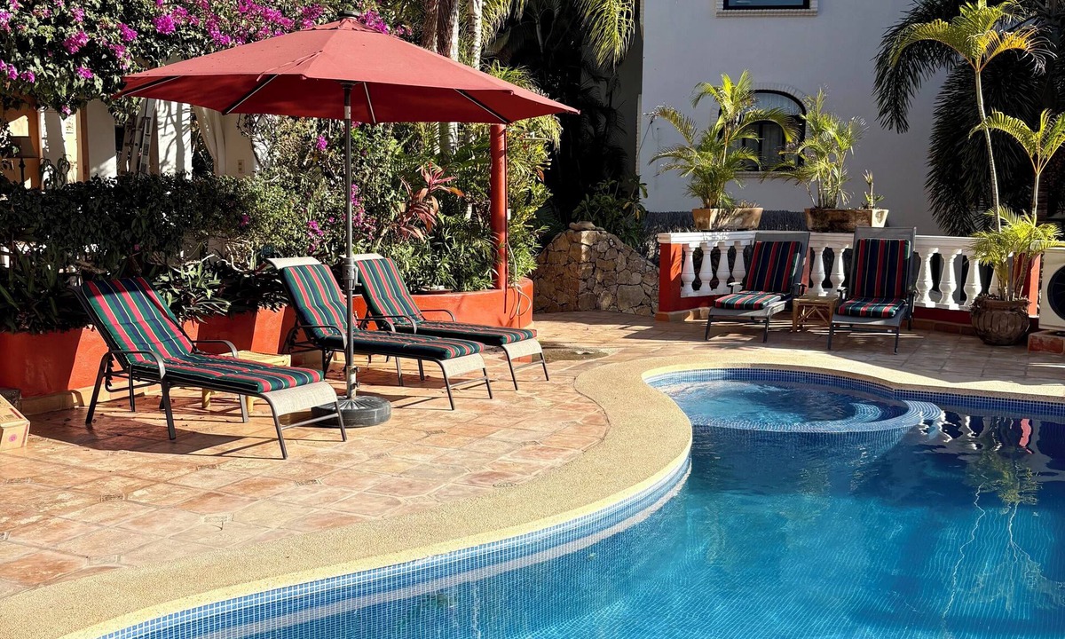 San Francisco Villa | Oceanview Getaway Salt Pool