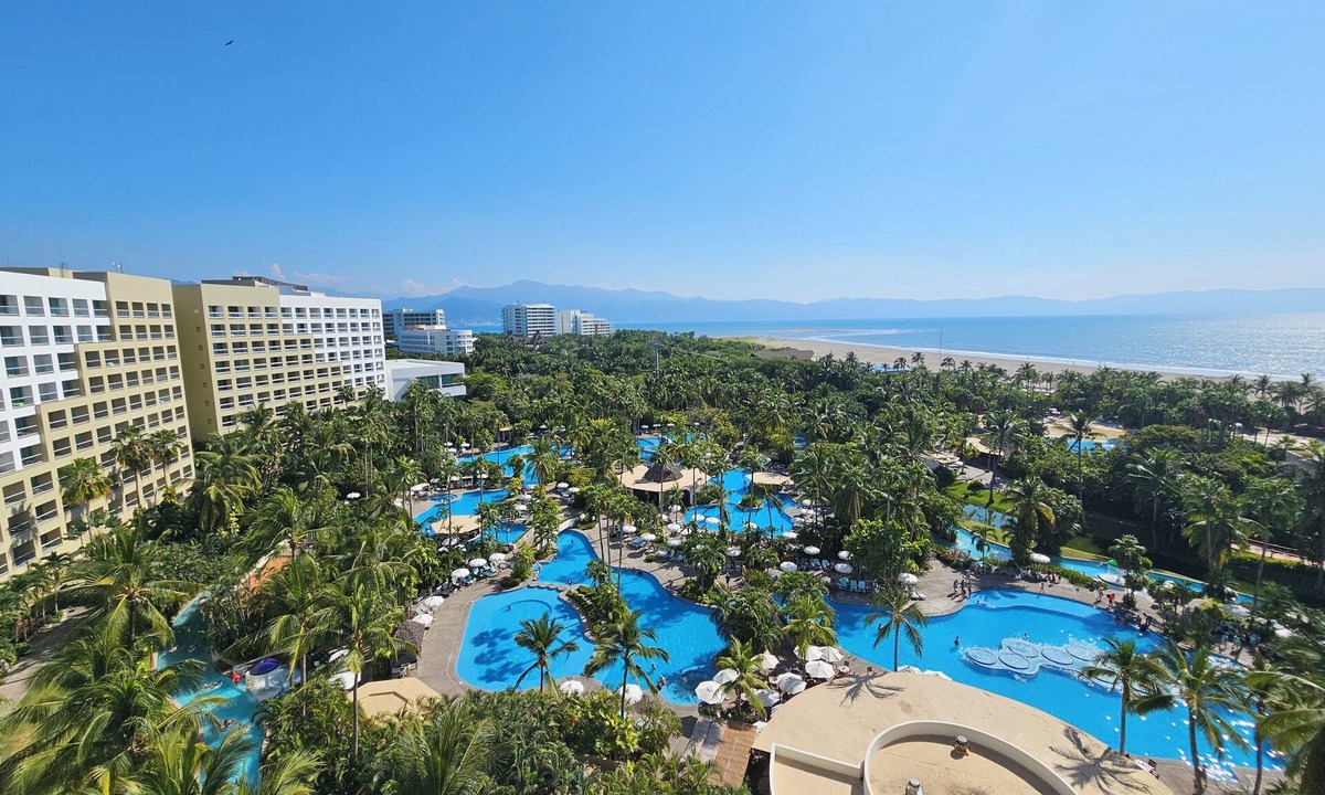 Las Jarretaderas Condo | On the beach. Cozy 2-bedroom condo with AC in serene Nuevo Vallarta