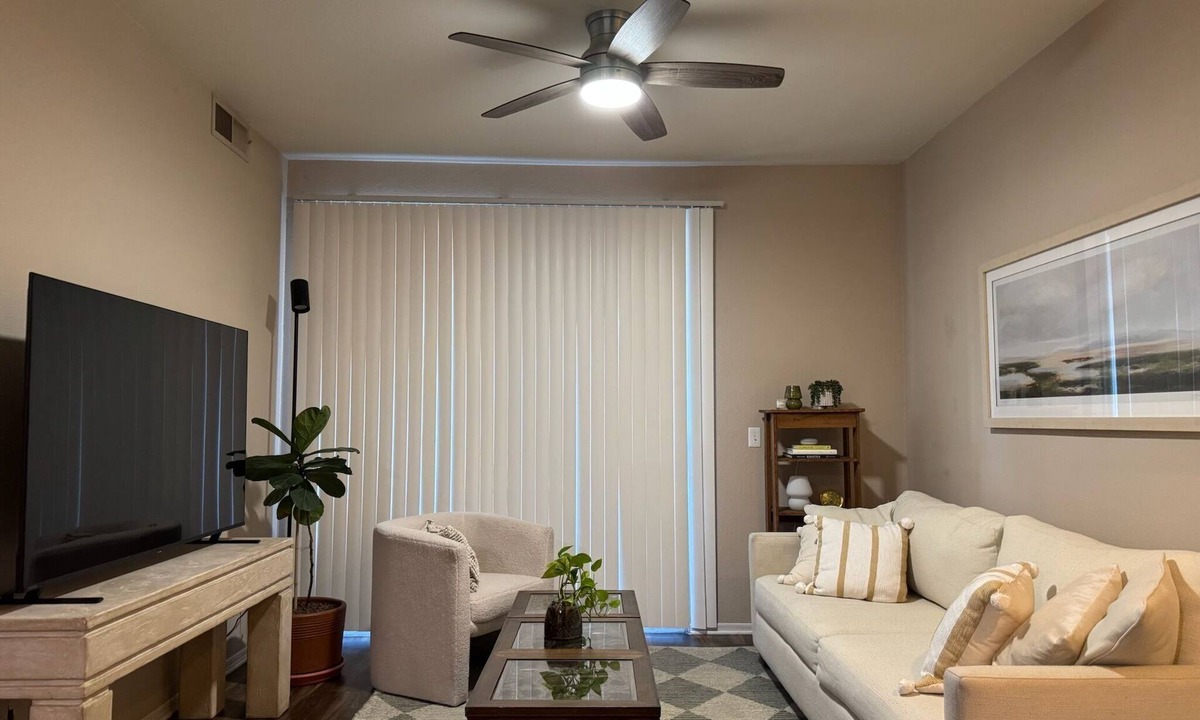 Encanto Condo | Opal Stone-Cozy 1-bedroom condo AC, WiFi full kitchen close to downtown Phoenix