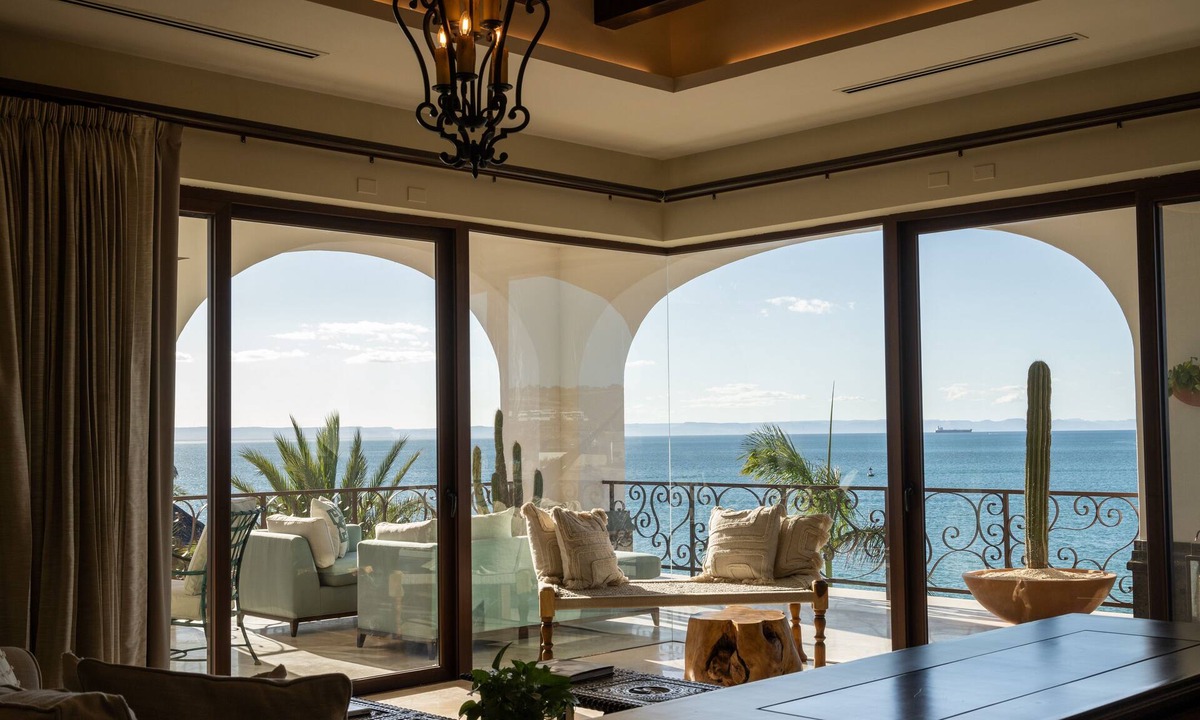 La Paz Hotel | Orchid House Baja & Beach Club