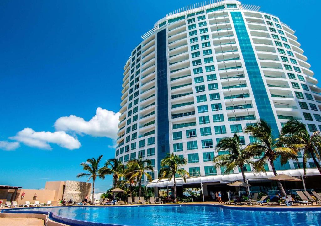 Marina Mazatlan Hotel | Park Royal Mazatlán