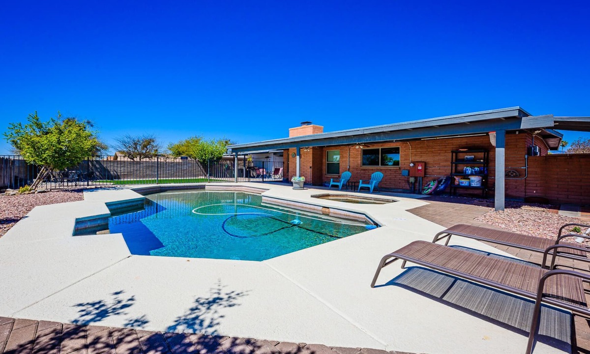 Hearthstone Hills House | Peaceful And Quiet Getaway ~ Pool and Hot Tub ~ Wonderfully Comfortable!