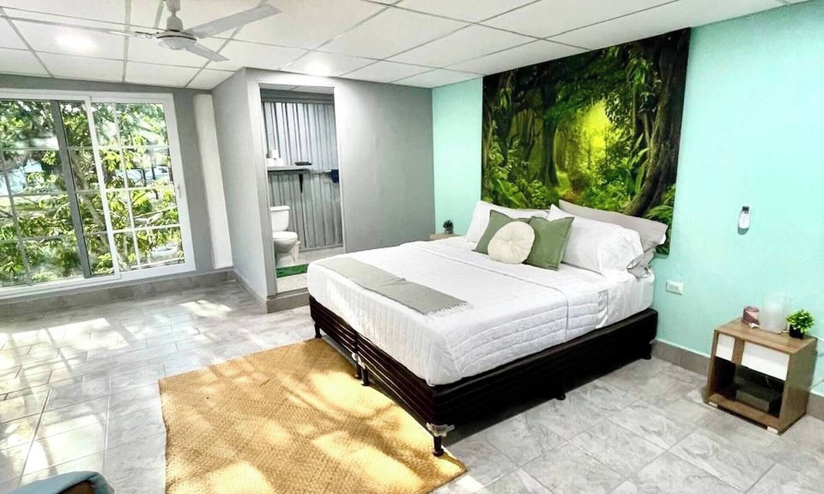 Izabal House | Peaceful Morales Getaway with 3 Spacious Bedrooms