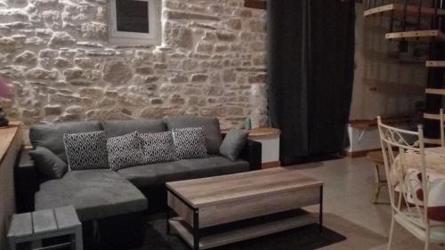 Commana House | Penandaouent
