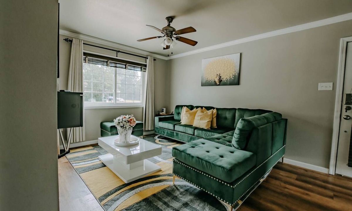 Nacogdoches Apartment | Pet-Friendly 2BR · Laundry · Monthly Stays OK
