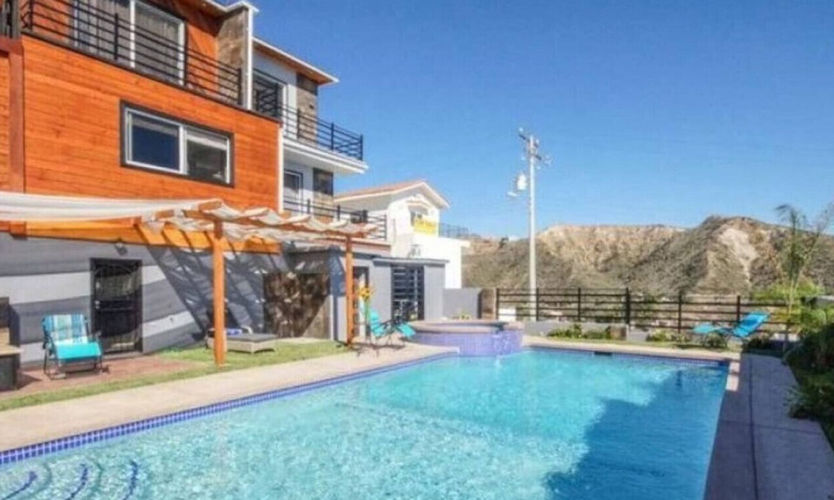 Rosarito House | POOL House with BBQ and Beautiful Ocean View