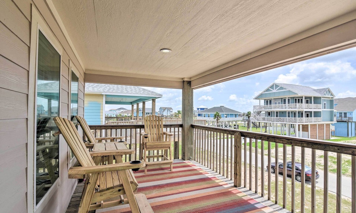 San Luis House | Private Beach Access: Coastal Freeport Home!