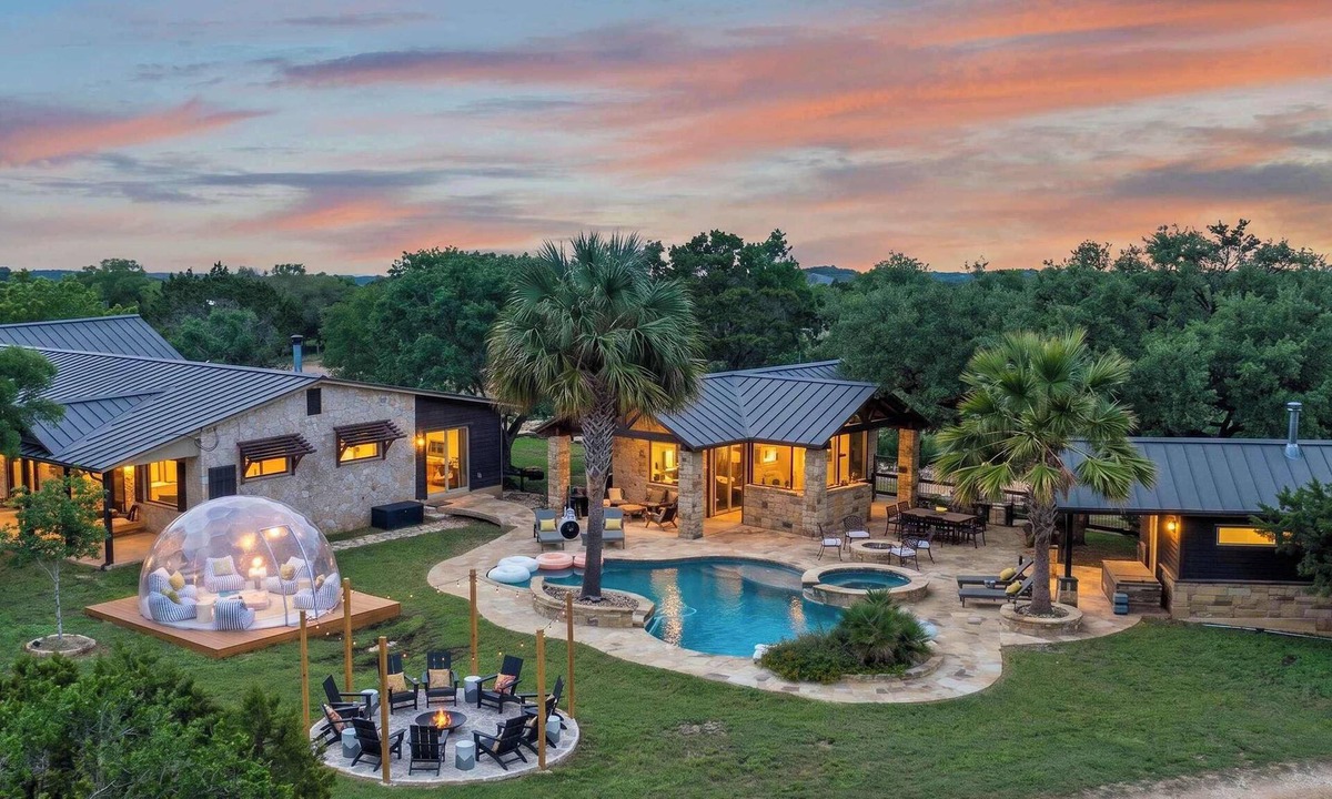 Driftwood House | Private Golf Course Epic Fun - Birdie Creek Estate