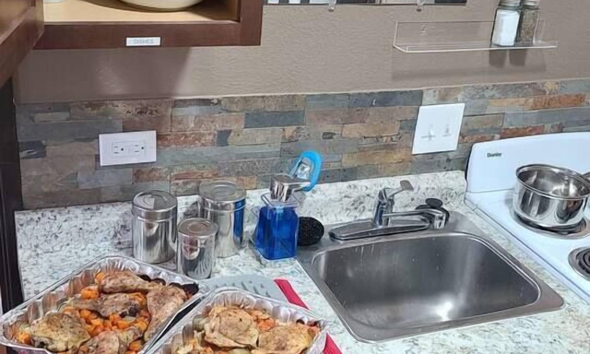 Valle House | Private Studio near Grand Canyon w Full Kitchen