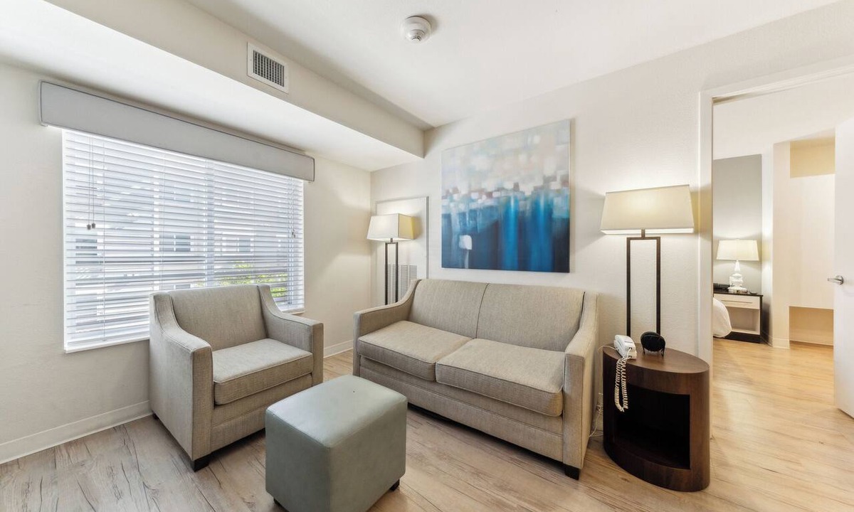 Far North Central Apartment | Properties by Preston I Stylish 1Bed I Gym