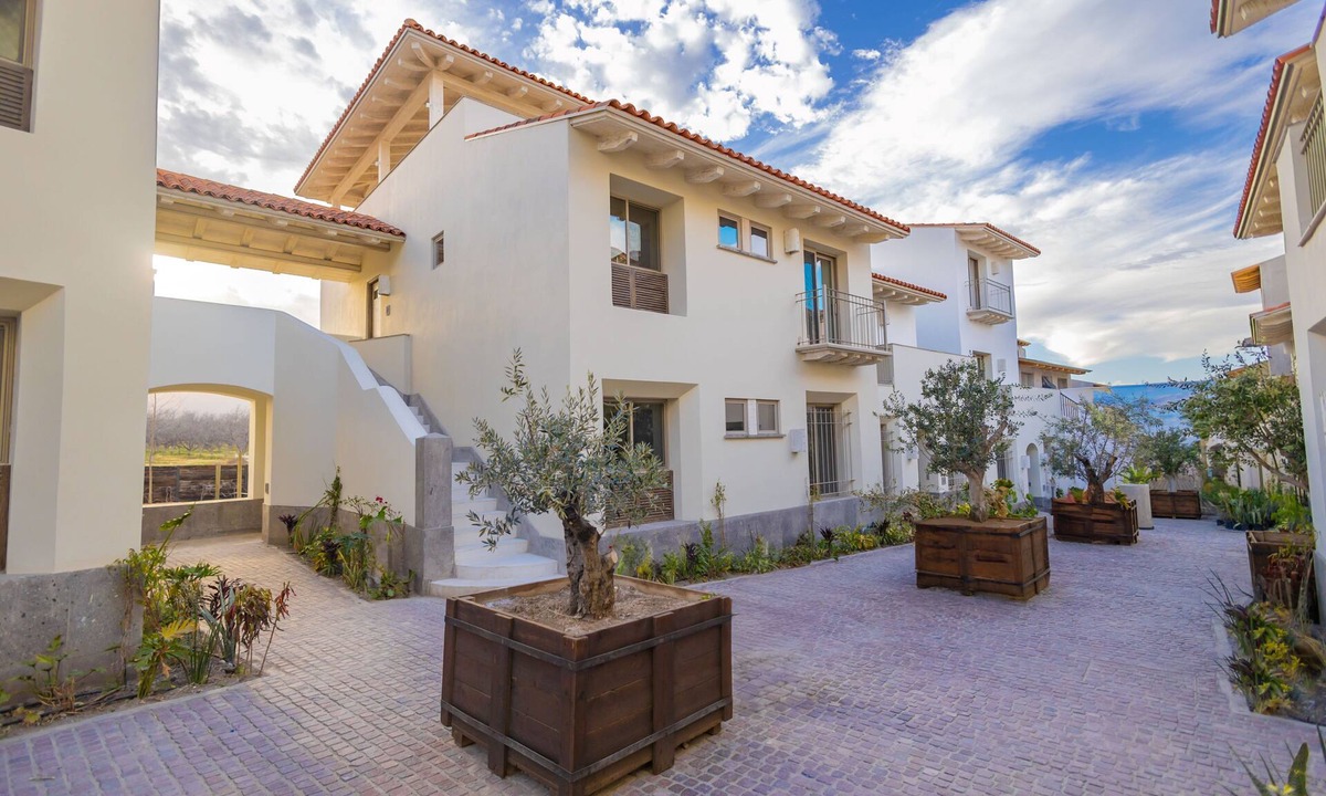 Parras de la Fuente Villa | Pueblo Vinícola Parvada by Lumina