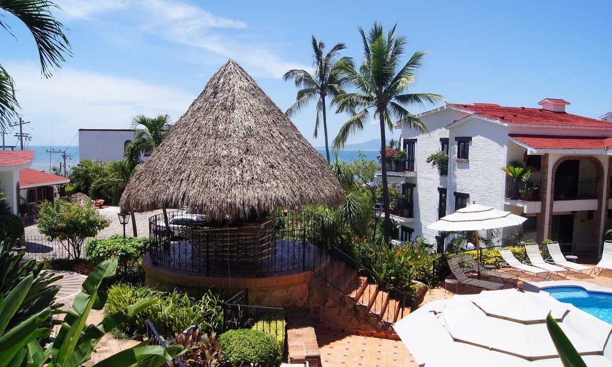 Downtown Puerto Vallarta Apartment | Puerto Vallarta Condo in beautiful, secure complex