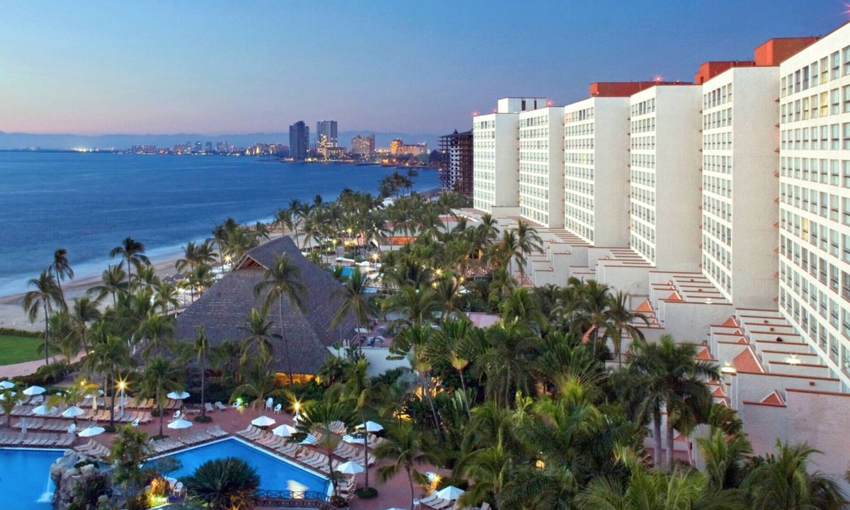 Las Glorias Resort | Puerto Vallarta Resort 1 Bedroom Sleeps 4