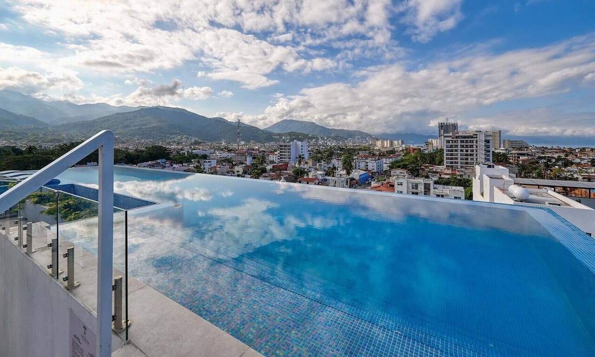 Diaz Ordaz Condo | Puerto Vallarta Palm Retreat