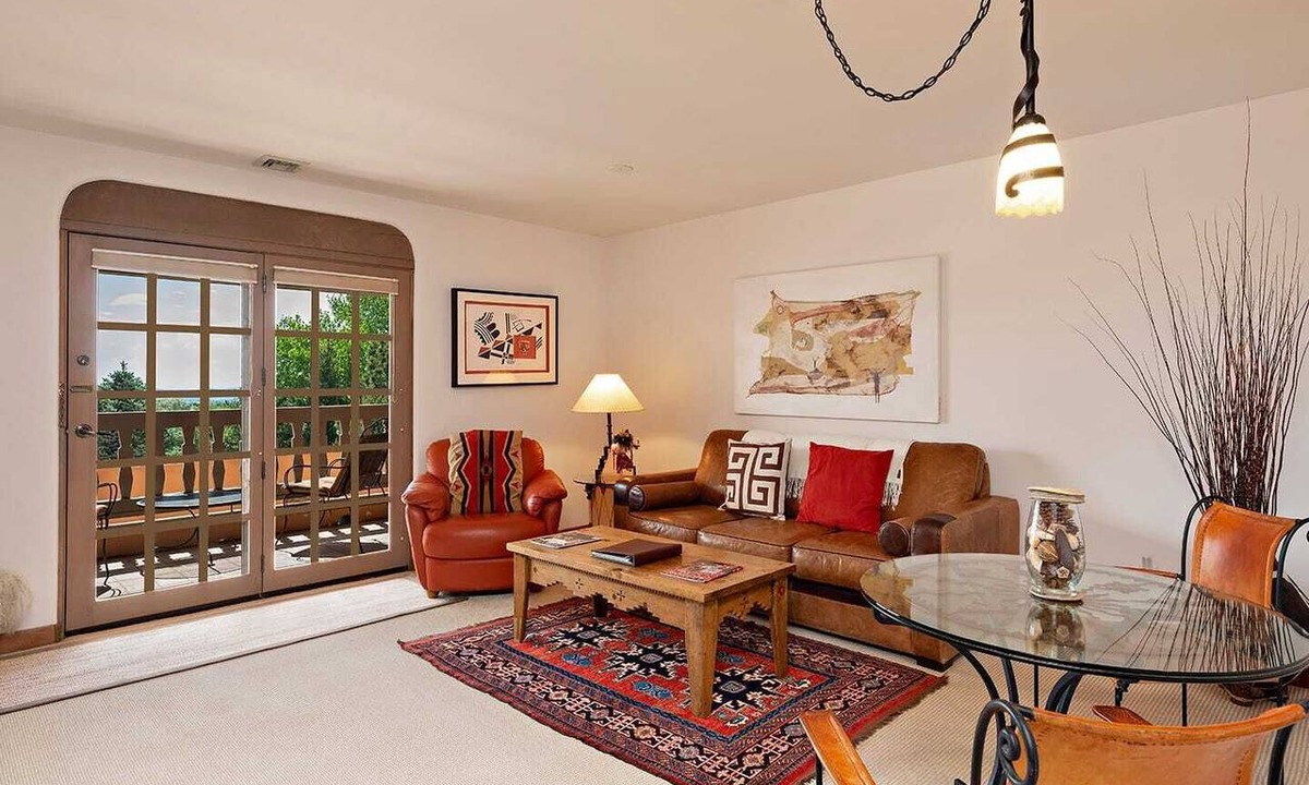 Quail Run Condo | Quail Run 312 | Mountain Views | Penthouse | Private Balcony | Golf Course | Pool & Hot Tub