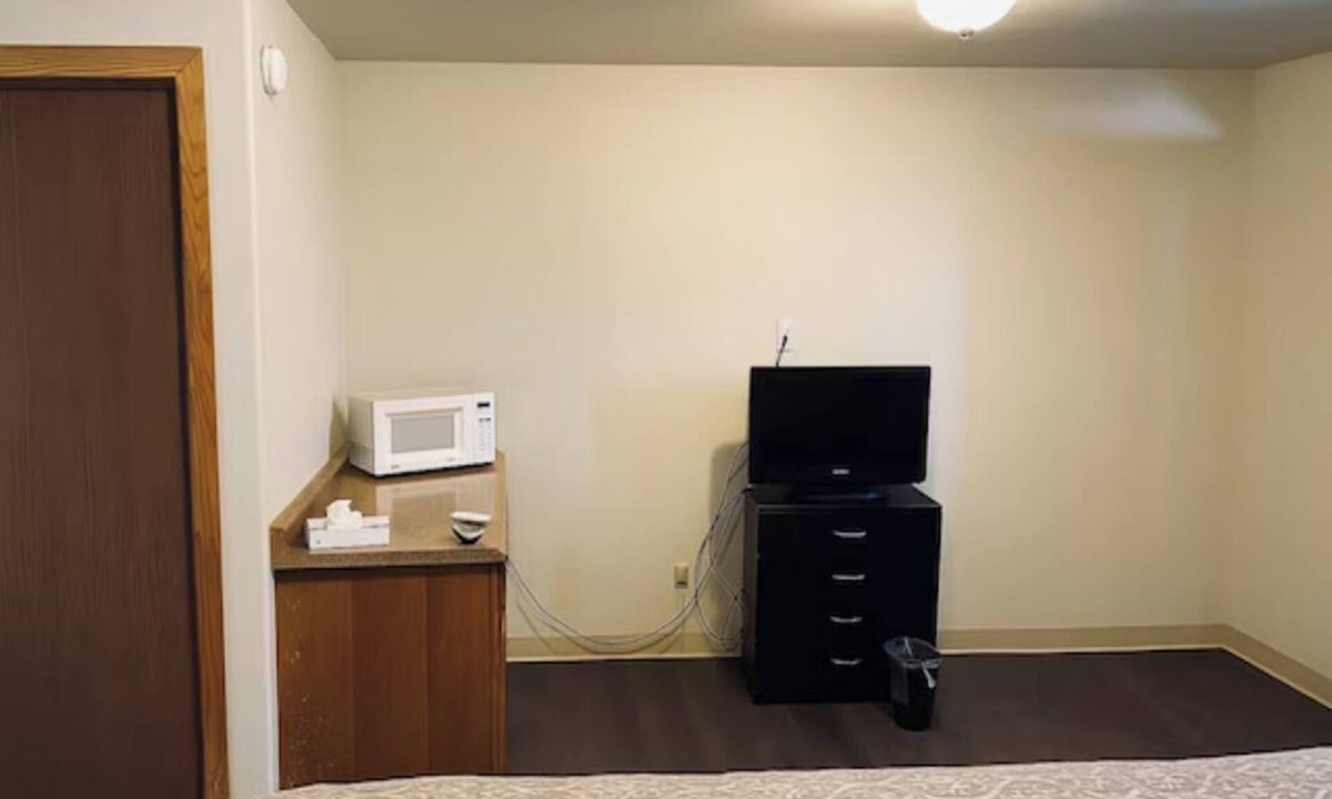 Wolf Point Hotel | Quaint Room W/Kitchen & Free Parking | Relaxing & Peaceful Stay