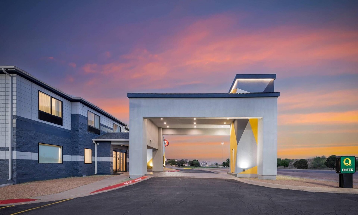 Midland Hotel | Quality Inn Midland South