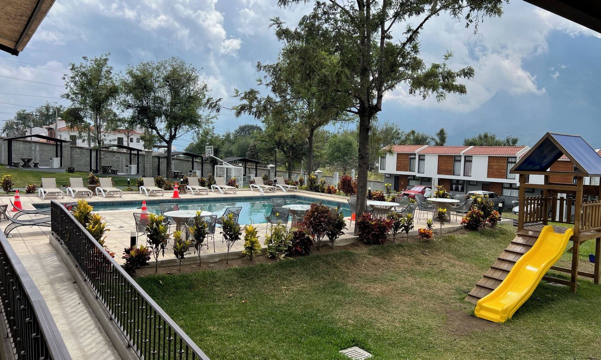 Ciudad Vieja Condo | Quite 3-bedroom condo in a Secure Gated Community,Perfect view of all 3 Volcanos