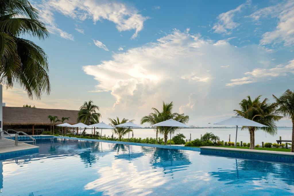 Zona Hotelera Hotel | Real Inn Cancún