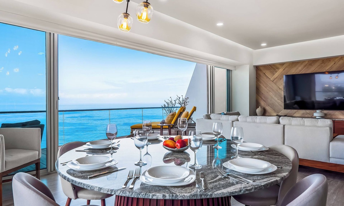 North Hotel Zone Condo | Recently Renovated Luxurious Condo in Puerto Vallarta