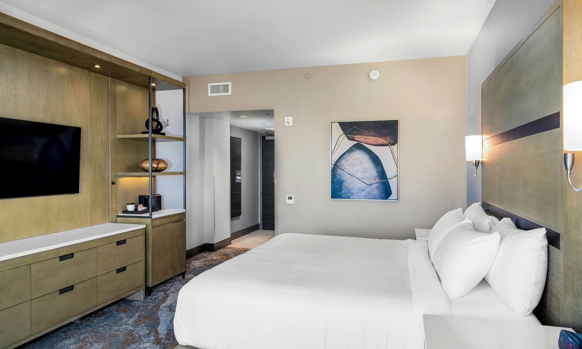 Placerville Hotel | Red Hawk Resort & Casino