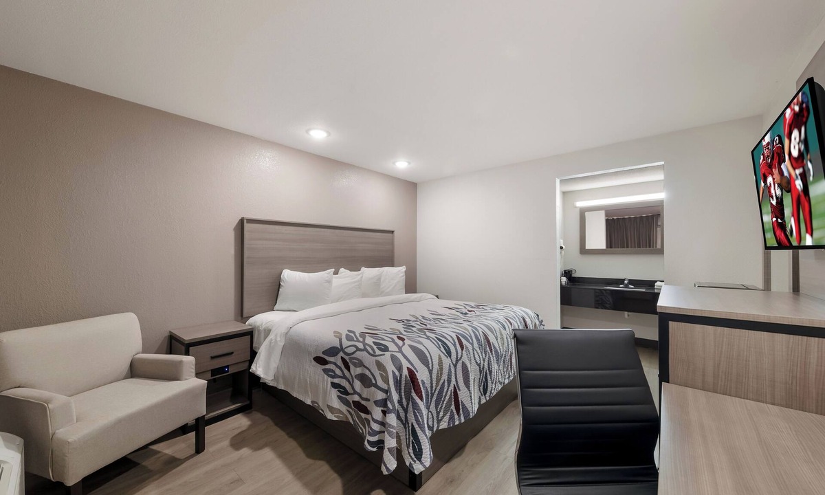 McKinney Hotel | Red Roof Inn & Conference Center McKinney