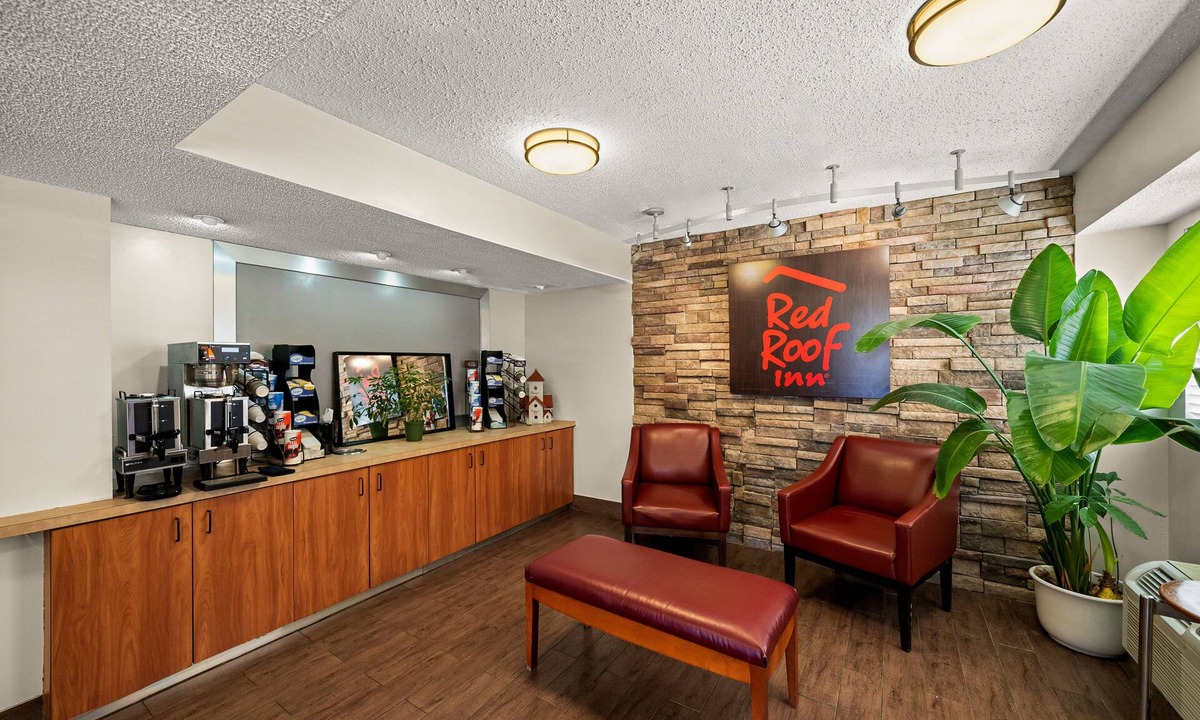 Las Colinas Hotel | Red Roof Inn Dallas - DFW Airport North