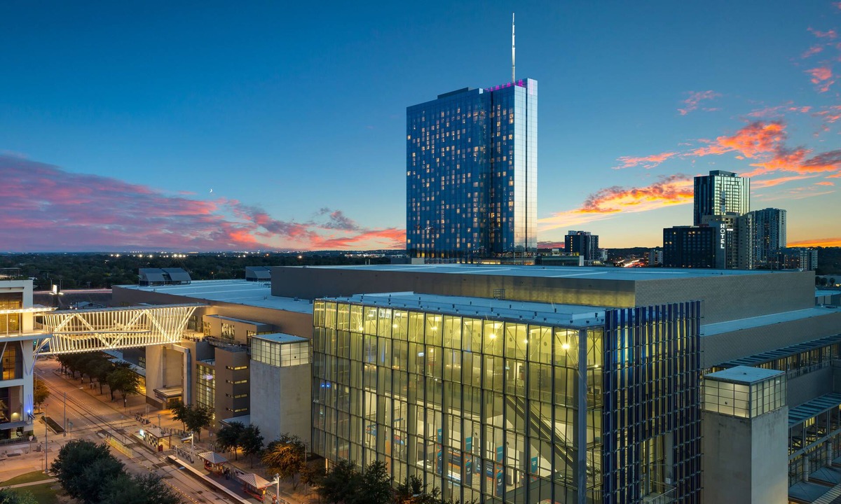 Waller Creek District Hotel | Residence Inn by Marriott Austin Downtown/Convention Center
