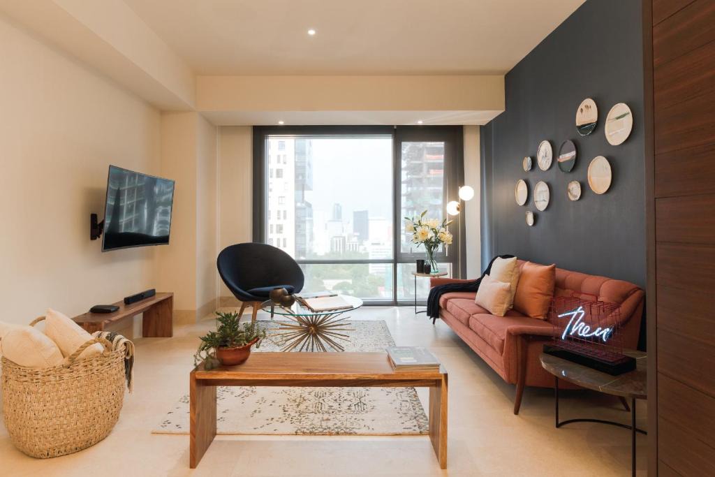 Granada Apartment | Residencial Miyana By The Local Way