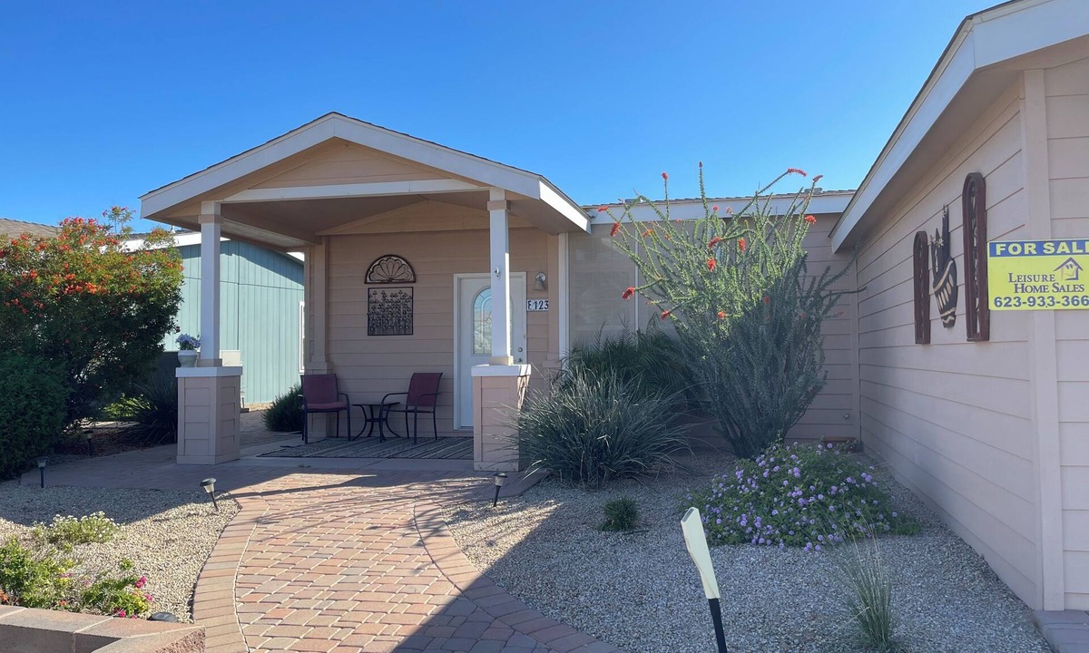 Pueblo El Mirage House | Resort community with fabulous amenities! Full month rentals ONLY available.