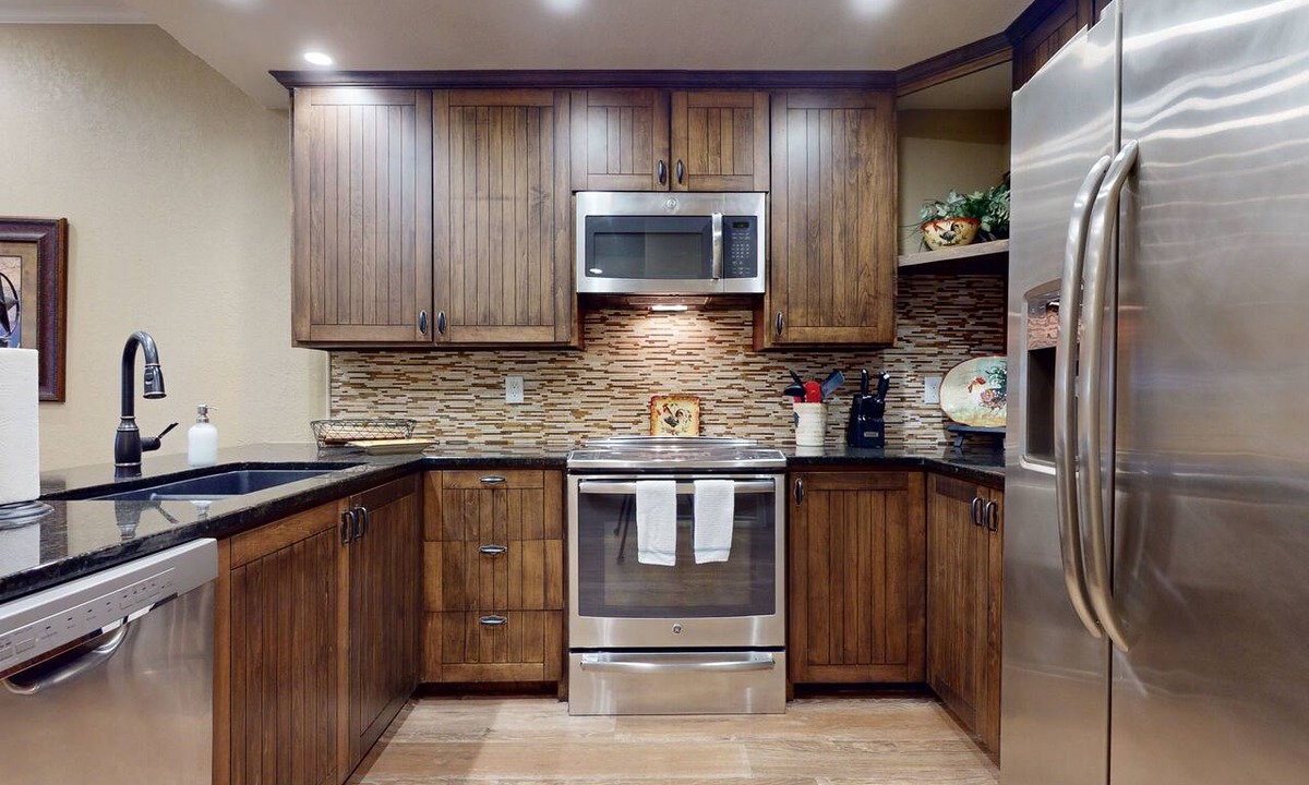New Braunfels Condo | River City Resorts: CW B105 : Free Tubes with Rental!