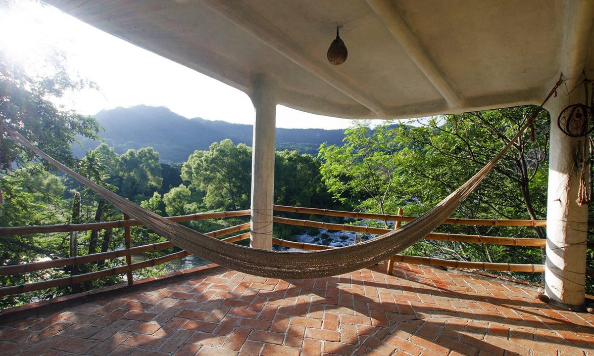 Jalcomulco House | Riverside eco-home with beautiful canyon views.
