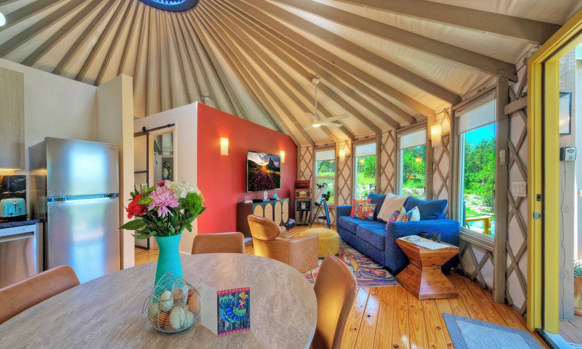 Dripping Springs Cottage | Romantic Ritz of Yurts with Private Hot Tub