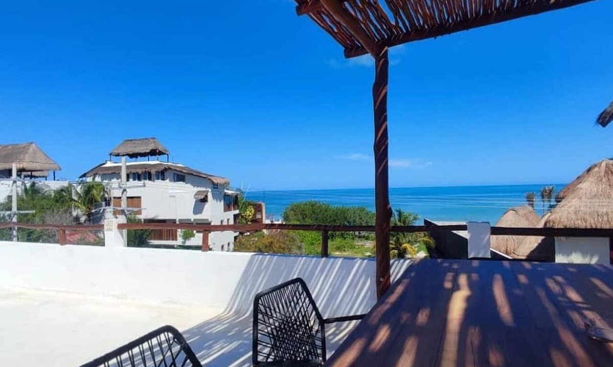 Isla Holbox Apartment | Rooftop Penthouse, Sea Views, Private Roof, PH