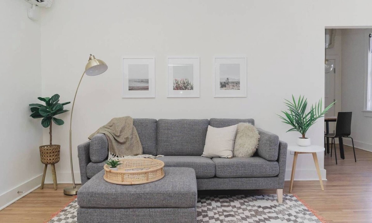 Brady Arts District Hotel | Room 3-3