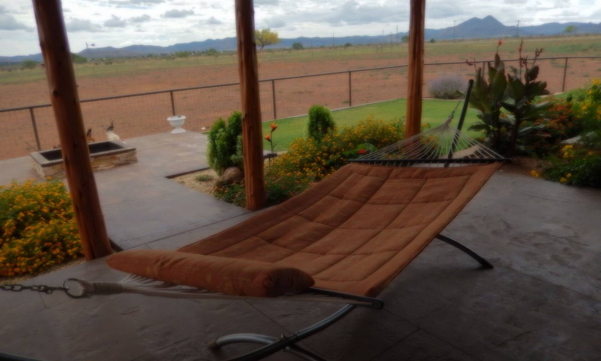 Marfa House | Rustic Western Experience With Hot Tub For Stargazing - No Extra Fees