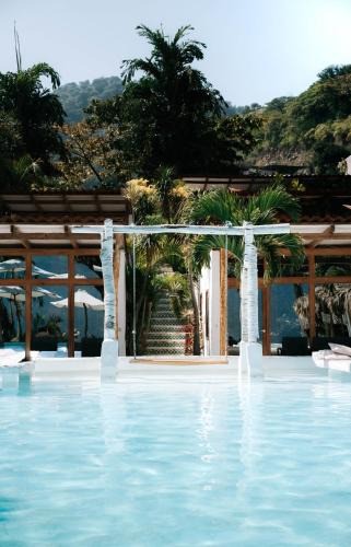 San Pedro La Laguna Hotel | Sababa Resort