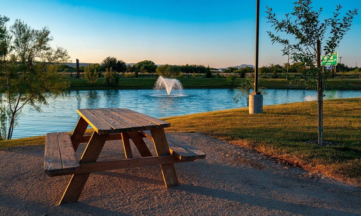 Camp Verde Hotel | Safari Luxury Tent - Couples Getaway,30 Min. to Sedona