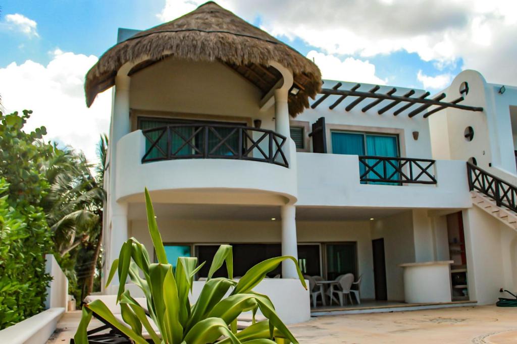 Ixil House | Salamina Luxury private house