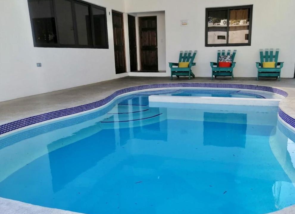 Monterrico House | Salinas Beach House Monterrico Casa 2, con piscina privada