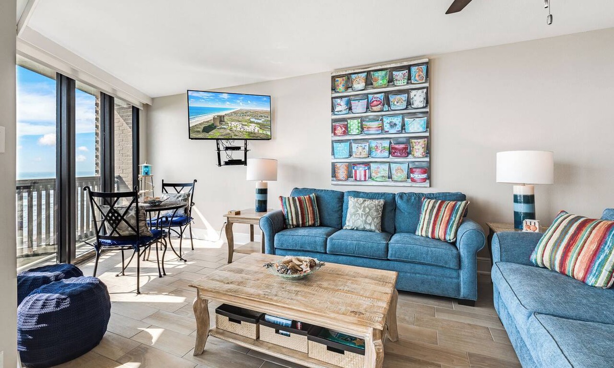 Port Aransas Condo | Sandpiper #602: Beachfront 2 Bedroom 2 Bathroom With Spectacular Views and 24 Hour Management
